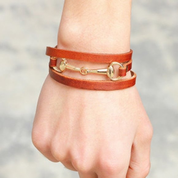Bracelet-NEW- Leather Horse Snaffle Bit Equestrian - Picture 3 of 3